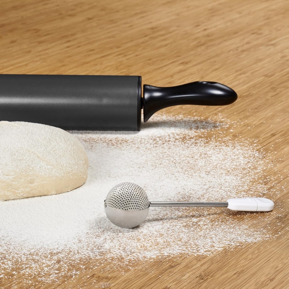 OXO Good Grips Baker’s Dusting Wand